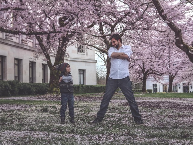 LA GRAN LABOR DE SER PADRE