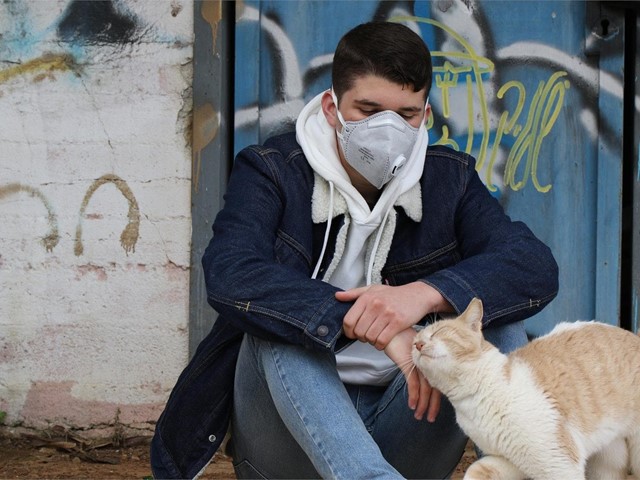 LOS ADOLESCENTES SE ESTÁN PORTANDO COMO VERDADEROS CAMPEONES ANTE EL COVID-19